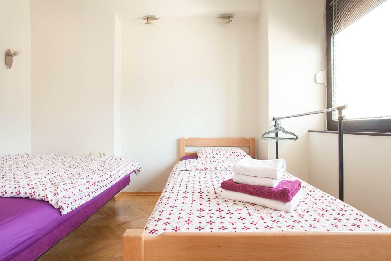 White Apartment Скопие Екстериор снимка